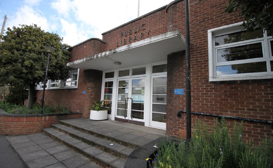 Front of Cobbett Road Hub and Library building