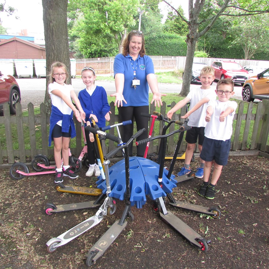 School Travel Champion, Angela Manore, with Year 3 Junior Travel Ambassadors