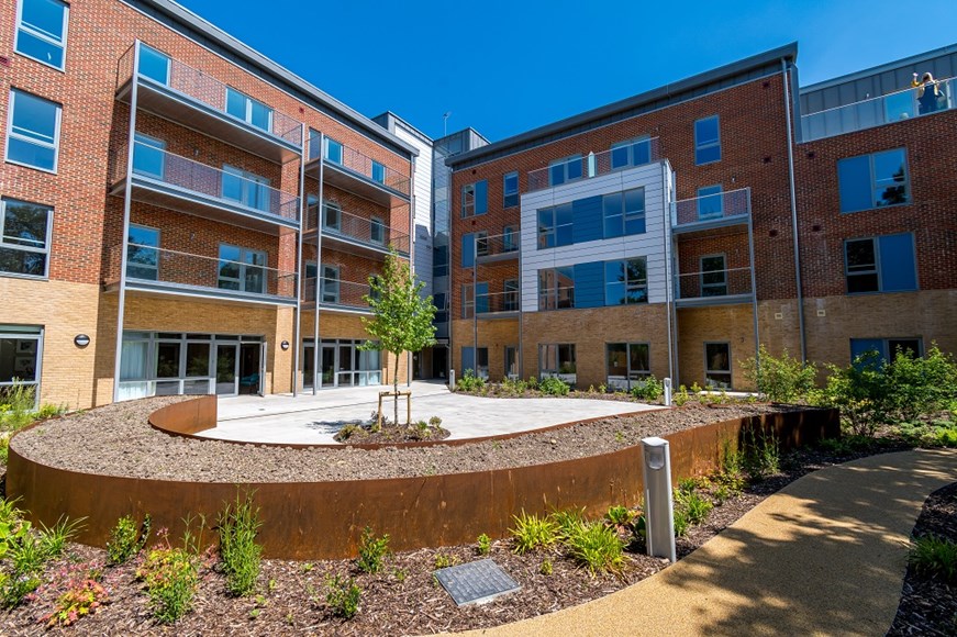 Potters Court