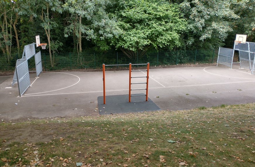 Sandhurst Road Park