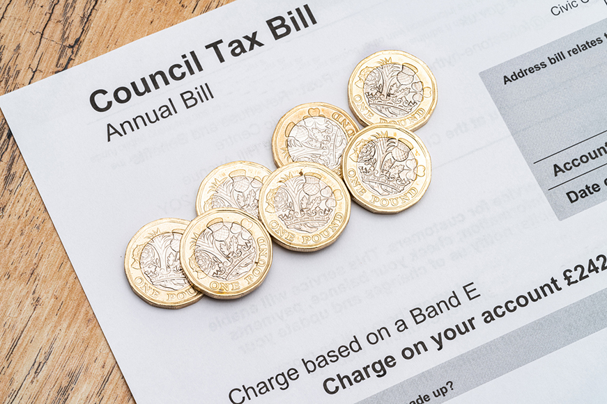 Council_tax_discount871x581_tcm63-442007.jpg