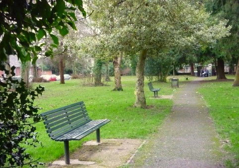 St James’ Churchyard