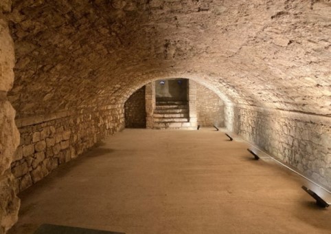 Vault