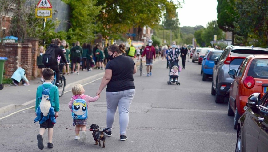 A School Street scheme outside Shirley Junior School